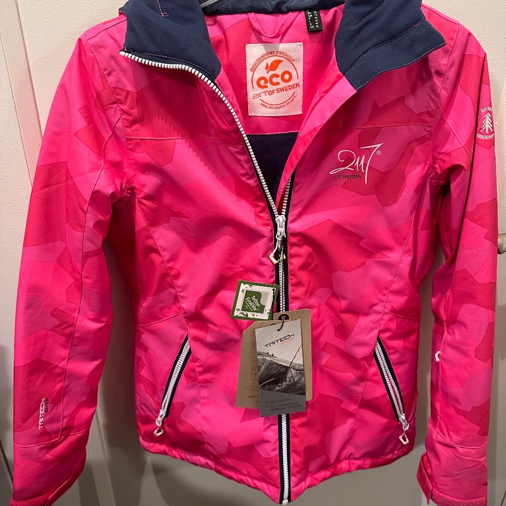 Snowboard/ski jacket